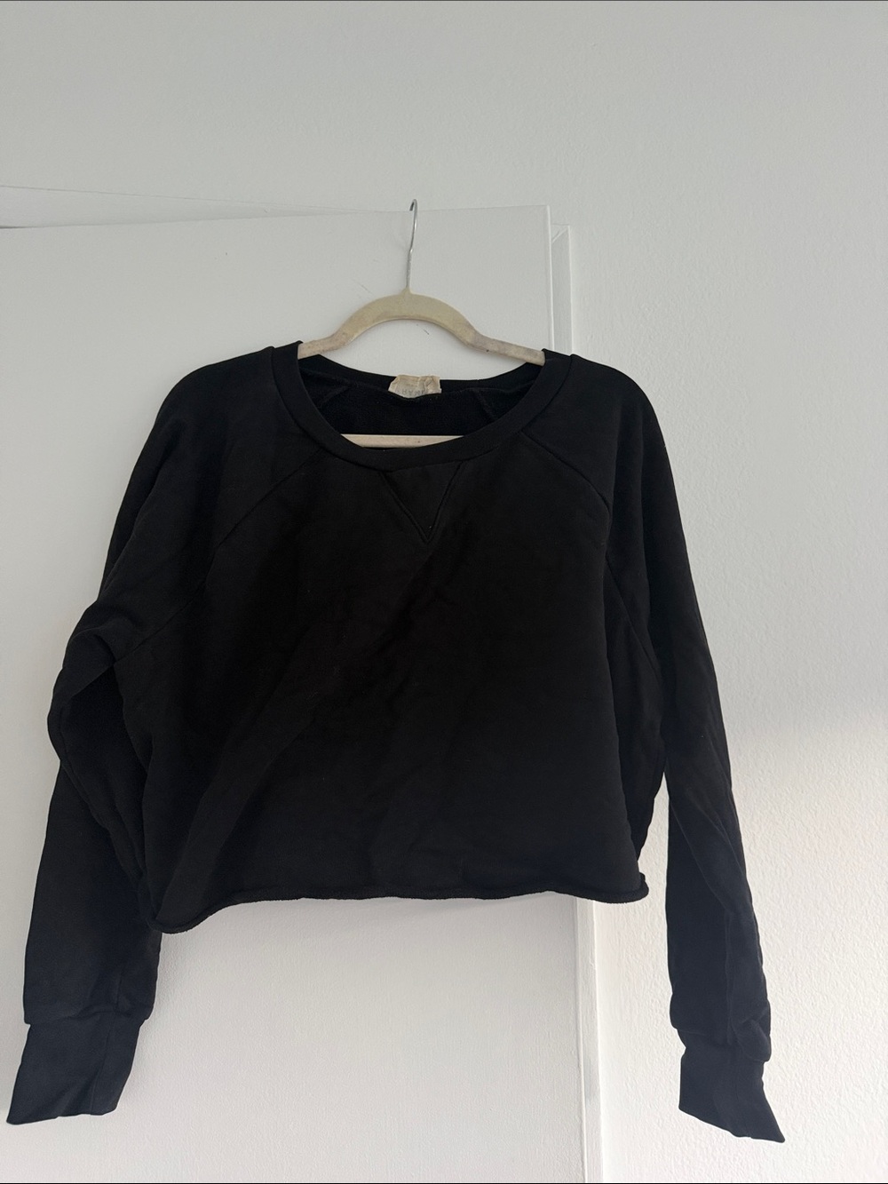Frame Denim Black Cropped Crew Sweatshirt